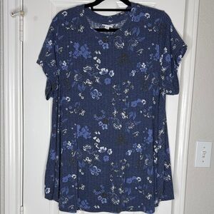 LuLaRoe Erica Navy Floral Short Sleeve Top